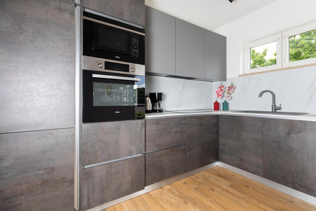 Apartment Dolly Completely Renovated 2023 Rovinj Luaran gambar